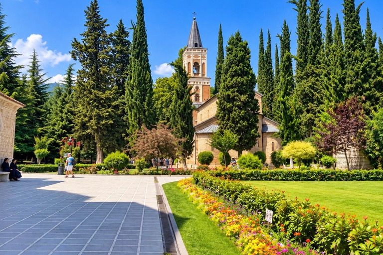 Tbilisi: Kakheti Culture, Sighnaghi & Bodbe Day Tour
