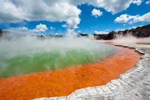 From Auckland: Rotorua Private Day Tour with Spa Experience