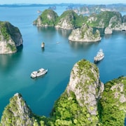 Hanoi: 2-Day Ha Long Bay and Bai Tu Long Bay Cruise