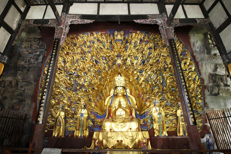 Chongqing & Zhangjiajie: 7-Day Private Tour with Transfers