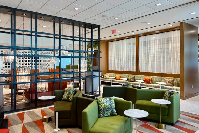 FLL Fort Lauderdale Intl Airport Escape Lounge Access T3 Domestic&International Departure: Escape Lounge