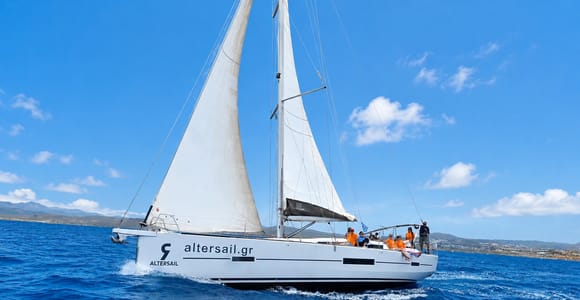 Heraklion: Small-Group Sailing Trip to Dia Island with Lunch