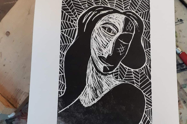 Learn wood engraving techniques in Oaxaca City