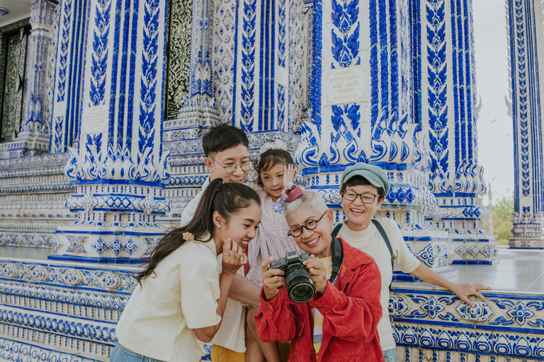 Laghi sereni e palazzi reali: tour privato di Udaipur in autoLaghi tranquilli e palazzi reali: tour privato di Udaipur in auto