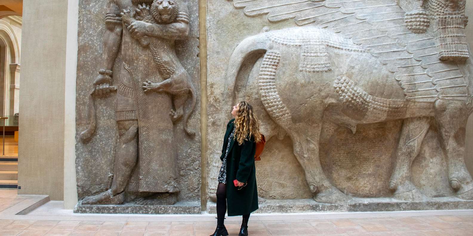 Louvre Private Tour: The Essentials and More w/ Expert Guide
