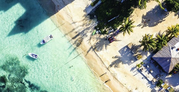 Montego Bay: Seven Miles Beach and Rick&#39;s Café Sunset View