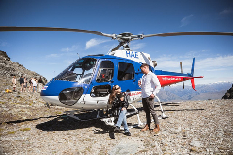 Passeio de helicóptero para degustação de vinhos em Queenstown