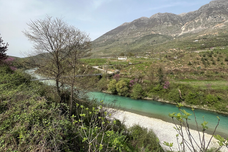 من تيرانا: بيرات، جيروكاستر، وكساميل، جولة لمدة يومين