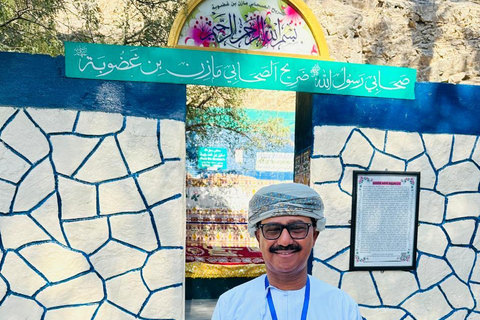 From Muscat: Private Samail, Nizwa & Birkat Al Mouz Tour