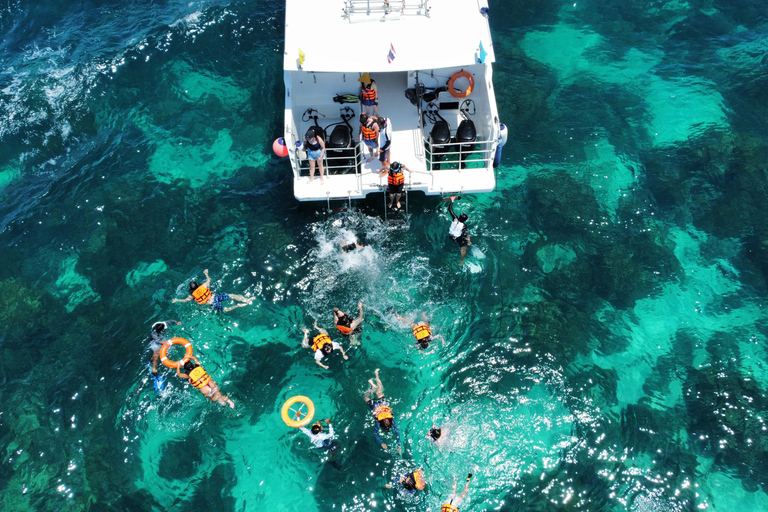 Phuket:Phi Phi, Maya and Khai Island Tour By Speed Catamaran