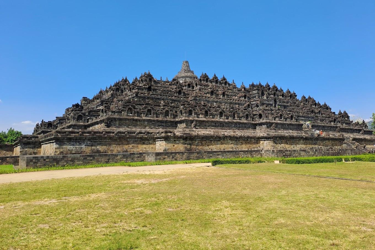 Borobudur, Merapi Volcano & Prambanan Full Day Tour Borobudur, Merapi & Prambanan Full Day Tour (No Sunrise)