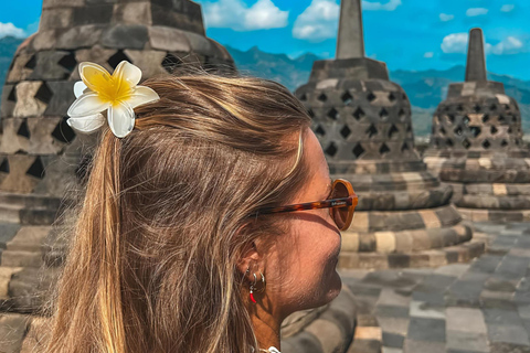Yogyakarta: Hiking Nature Waterfall & Temples Tour Yogyakarta: Siluwok Waterfall & Temples Tour