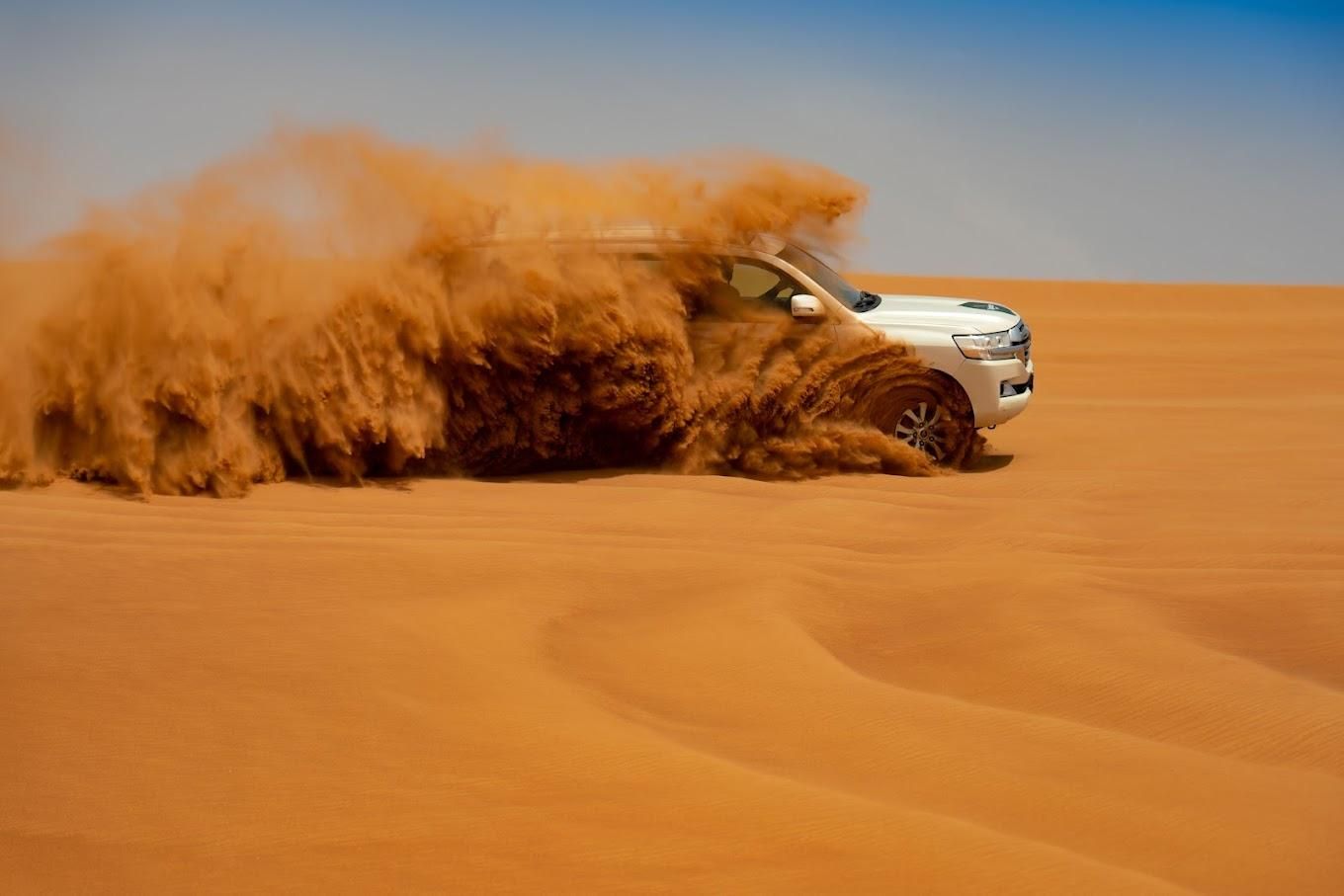 Dubai: Wüstensafari mit BBQ Abendessen