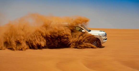 Dubai: Desert Safari with BBQ Dinner