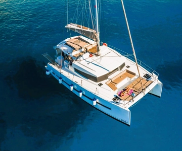 Limassol: Luxury Catamaran Cruise with Lunch and Drinks
