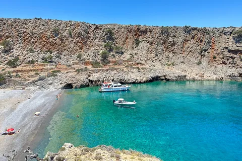 Chania: Menies Beach & Chironisia Bay Cruise with Snorkeling