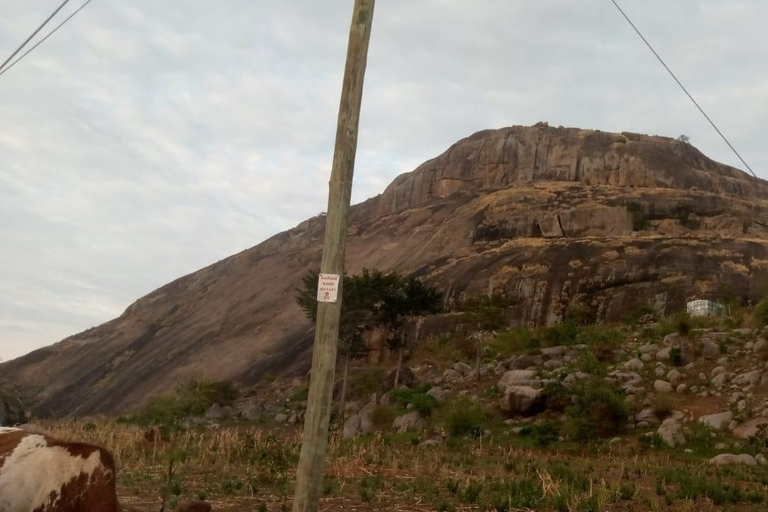 Kampala to Jinja to Kamuli: Kagulu Hill Hike and Lake Views Kamuli: Kagulu Hill Hike and Lake Views