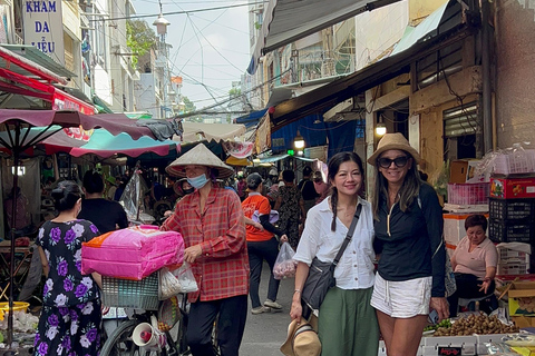 Private Jeep Tour Saigon: Ho Chi Minh City Sightseeing Private Standard Tour Without Meal