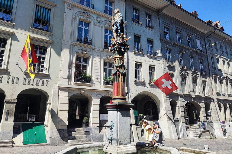 From Basel: Private Day Trip in Bern with Cheese Tasting