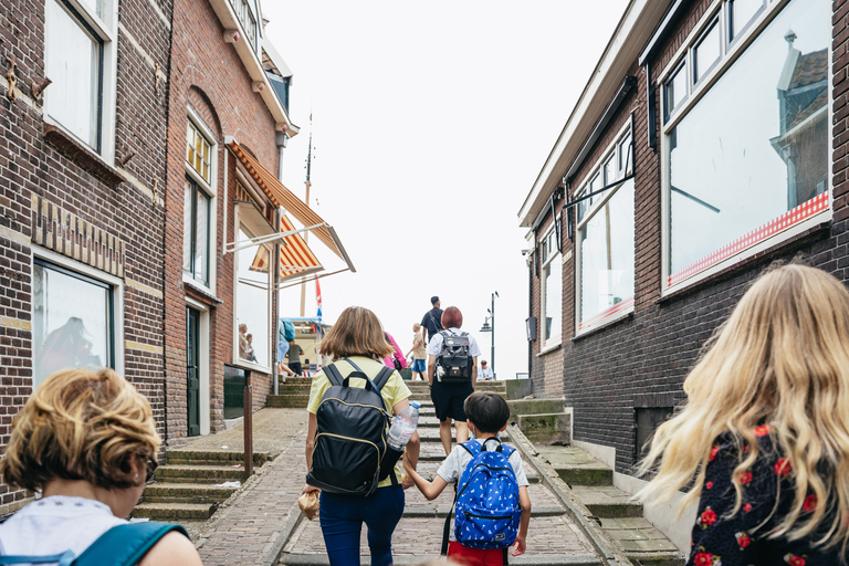 Amsterdam: Giethoorn, Volendam, and Zaanse Schans Tour