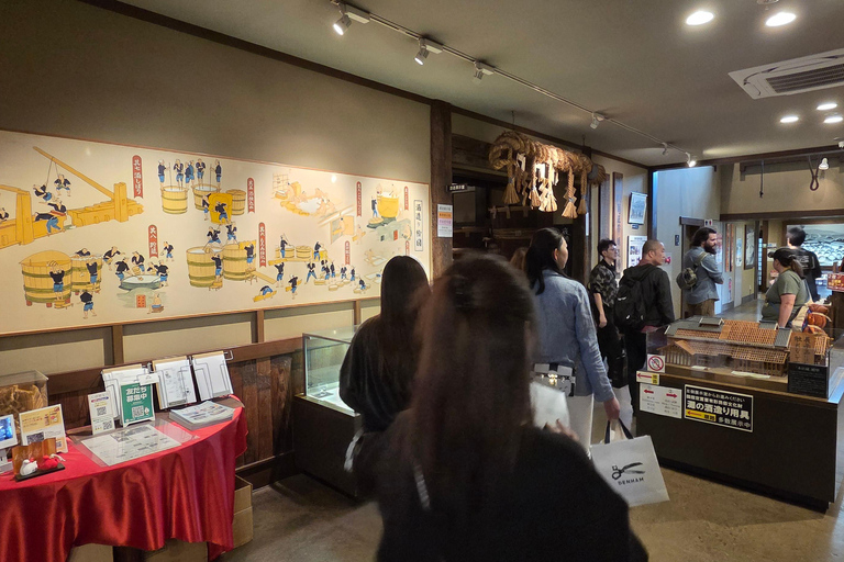 Osaka : visite privée d'une brasserie de saké avec dégustations