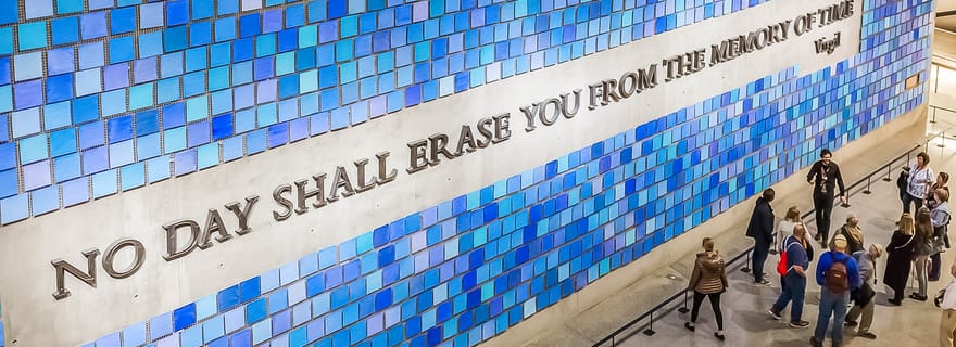 New York: biglietto orario per il 9/11 Memorial & Museum con opzioni di tour