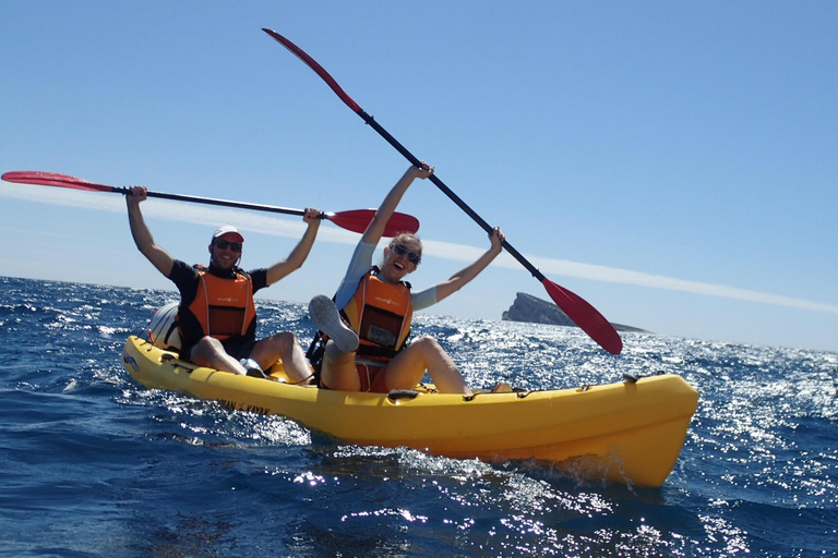 Benidorm: Guided Kayak Tour with Snorkeling and Photos
