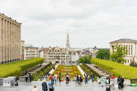 Bruxelles: Tour a piedi e degustazione dei punti salienti della cittàBruxelles: Tour a piedi della città e degustazione di prodotti alimentari