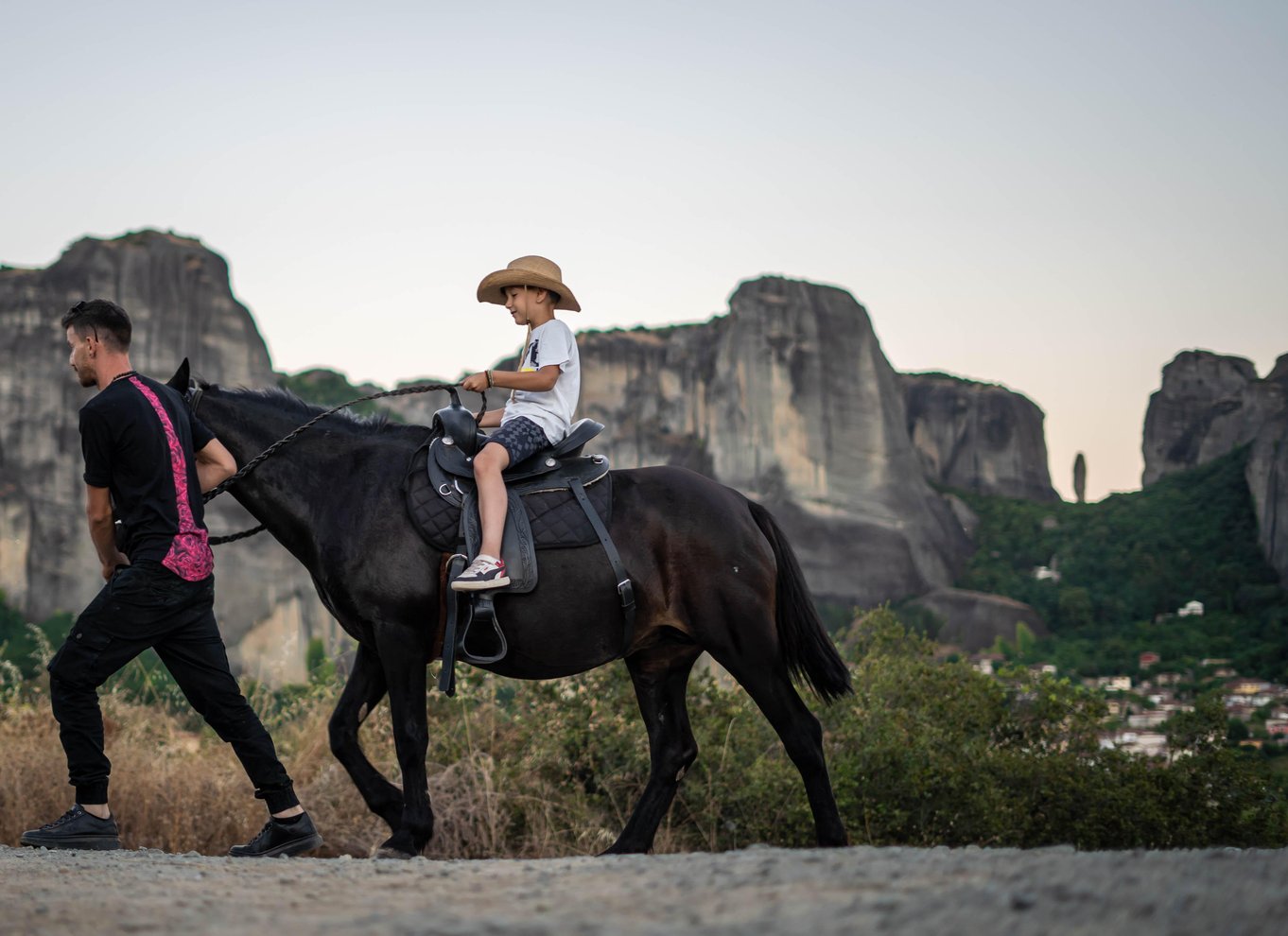 Kastraki: Ridning ved solnedgang i Meteora