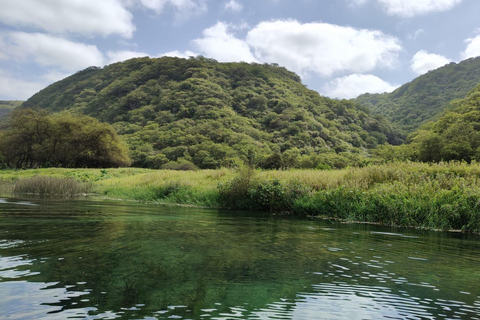 From Salalah: East Salalah Full-Day Guided Tour with Pickup