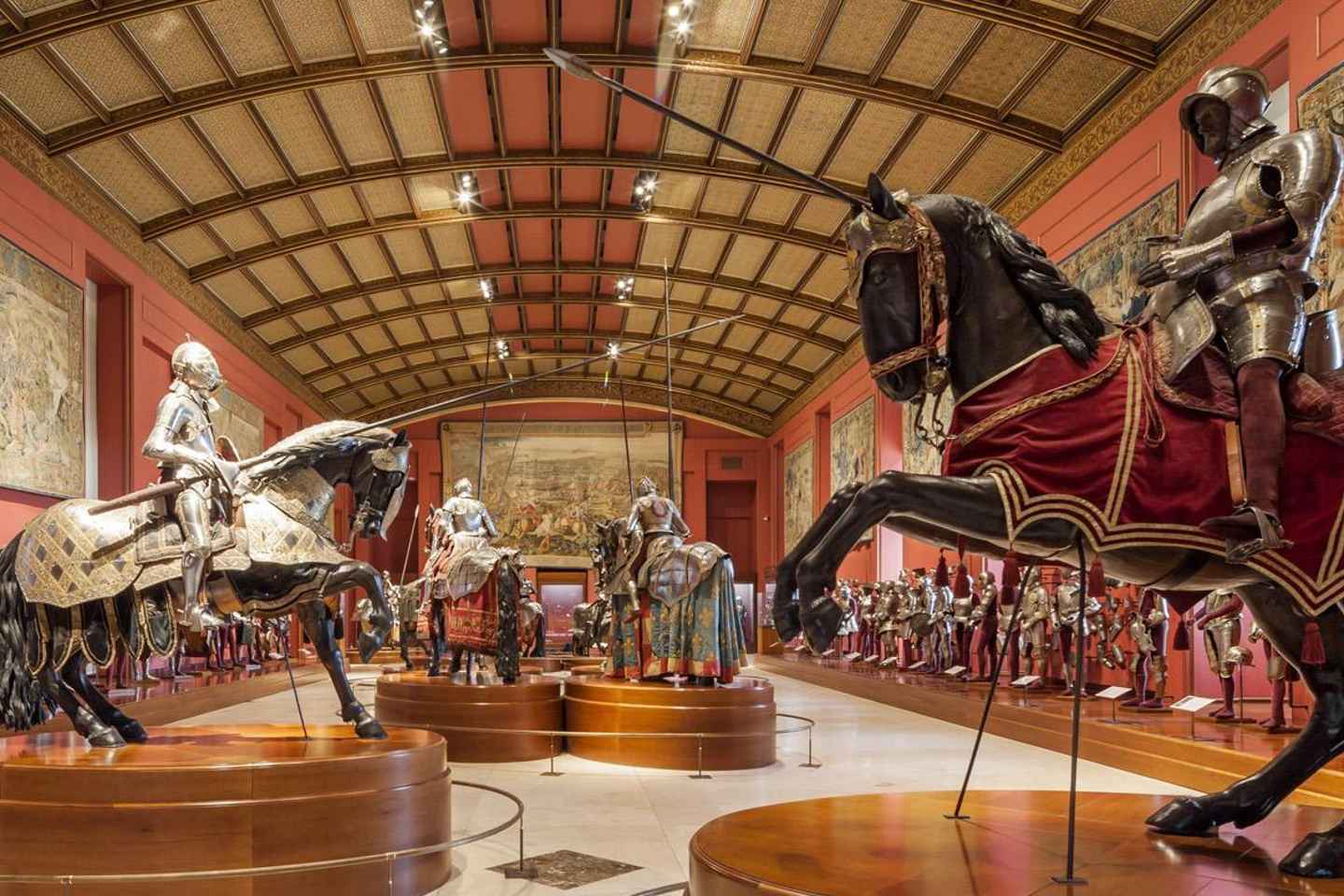 Madrid: Royal Palace Guided Tour Small Group or Private