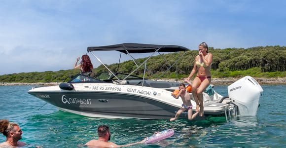 Rovinj: Luxuriöses Inselhopping mit Schwimmen und Schnorcheln