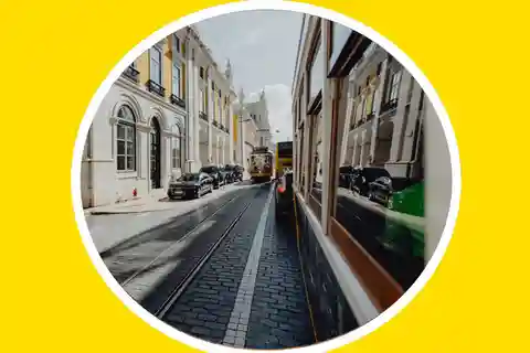 Lisbon Tram 28 Route : Electric Tuk Tuk | Professional Guide