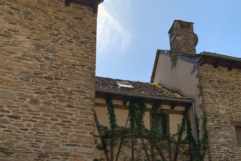Discover Belcastel, ranked one of the "most beautiful villages in France." Discover Belcastel, ranked one of the "most beautiful villages in France"