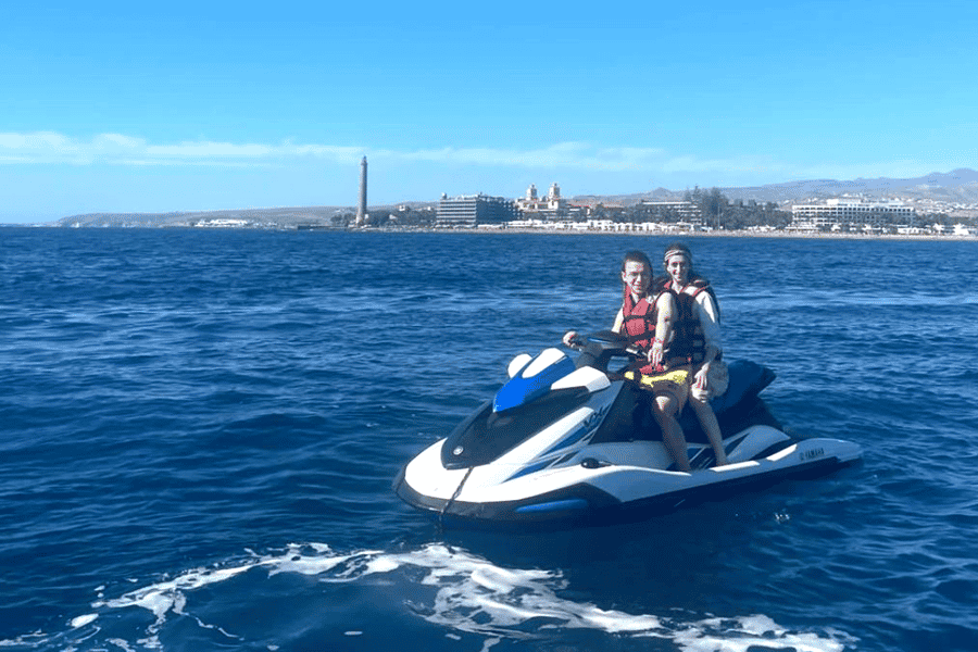 Von Playa del Inglés: Geführte Jet Ski Tour & Hoteltransfers. Foto: GetYourGuide