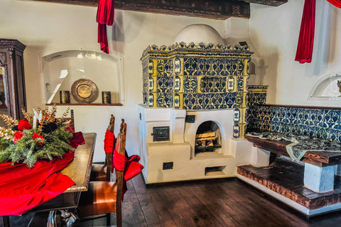 Brașov: Bear Sanctuary and Bran Castle With Tickets