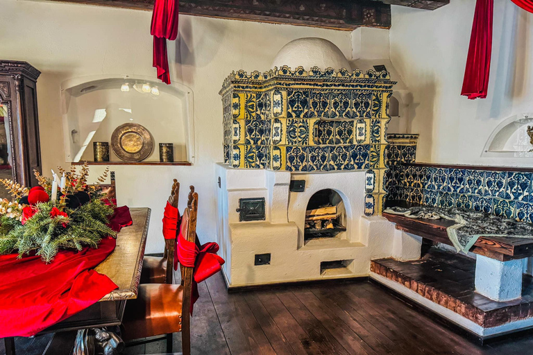 Brașov: Bear Sanctuary and Bran Castle With Tickets