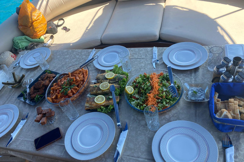 Bodrum: Private Boat Tour with Lunch and Drinks Sunset Tour With Luxury Gulet in Bodrum