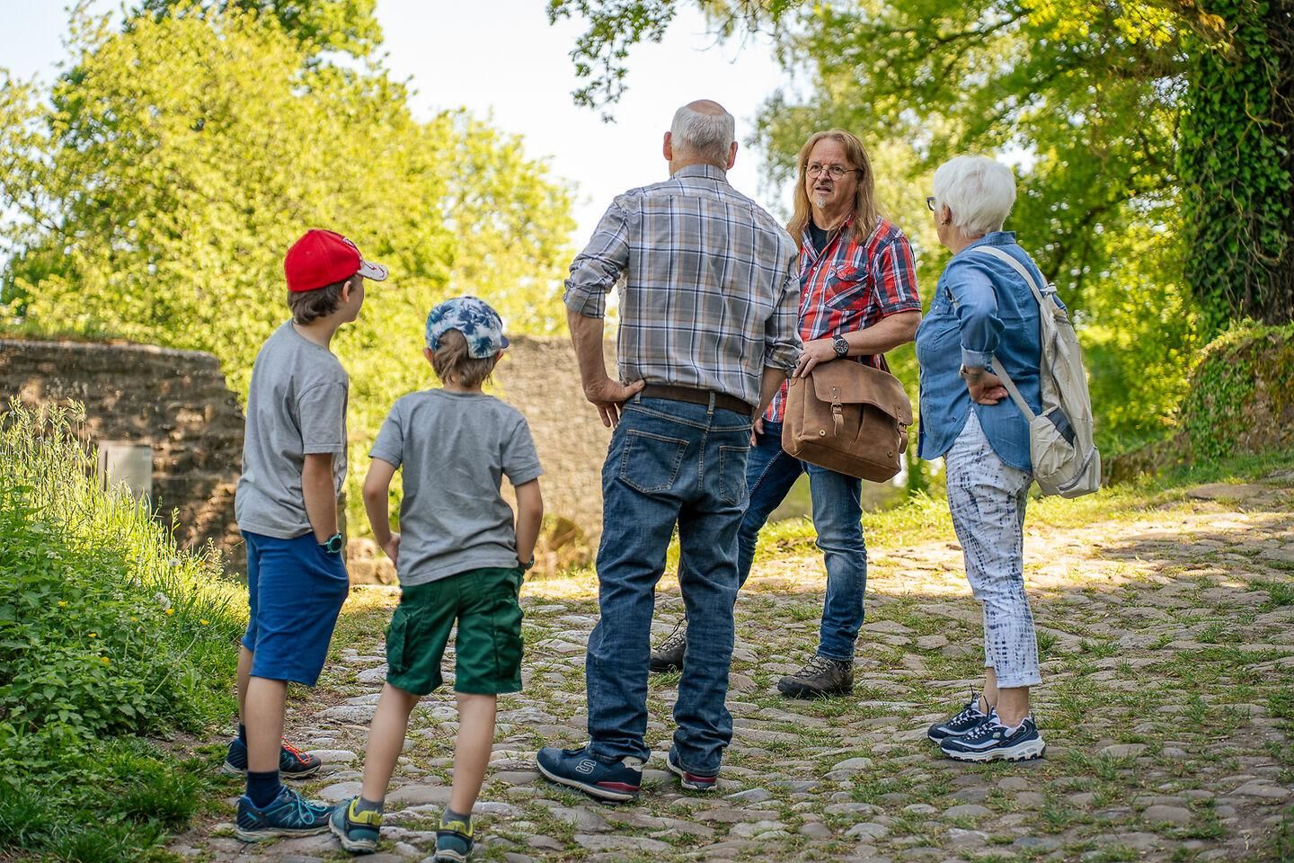 Singen: Führung mit einem Burgenforscher durch die Festungsruine Hohentwiel