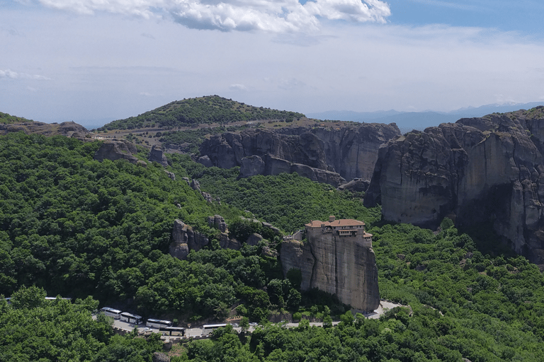 Thessaloniki: Meteora Day Trip with Monastery Visit