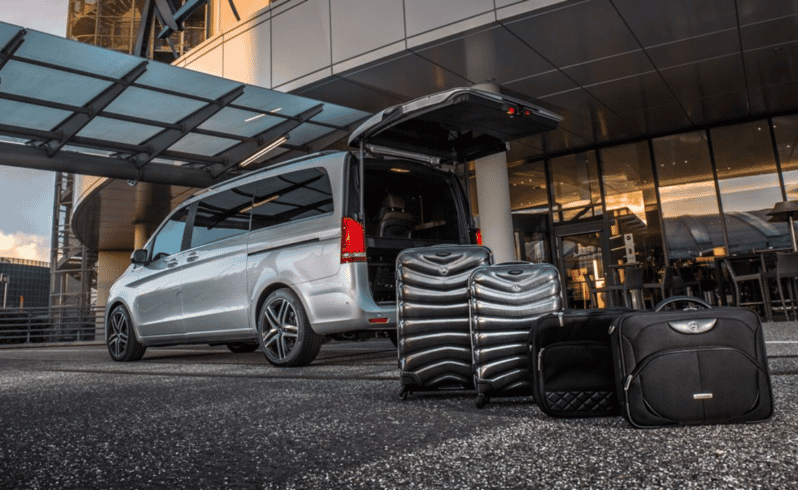 Bariloche: privétransfer BRC-luchthaven (enkele reis) naar de stad