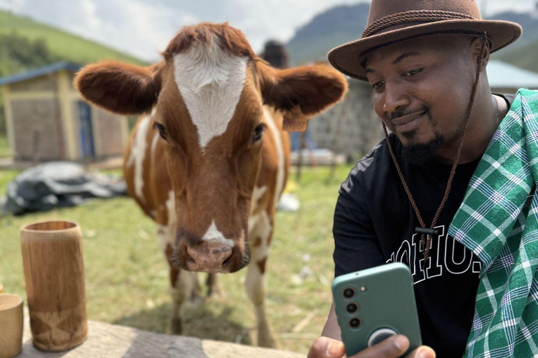 From Kigali: Bigogwe Cow Experience, Hiking & farm with Meal