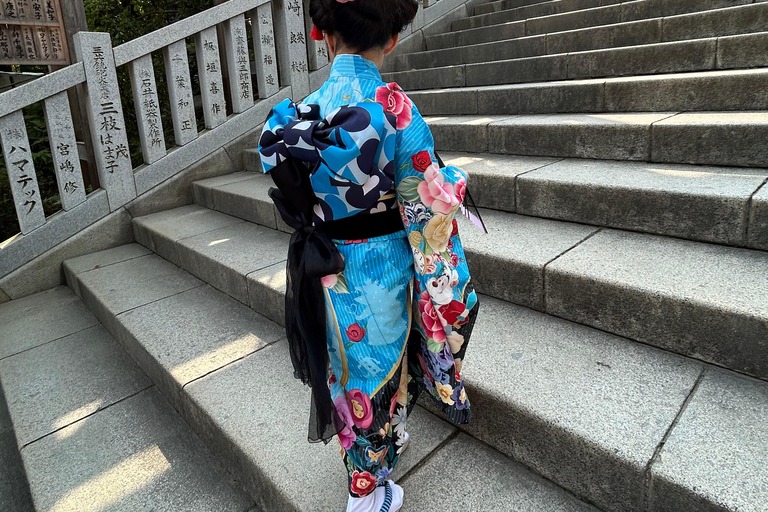 Yokohama: Japansk nagel- och hårstyling, sminkning, kimonouthyrningJapansk nagel