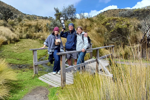 Quito: Cotopaxi Volcano Hike and Limpiopungo Lagoon Tour