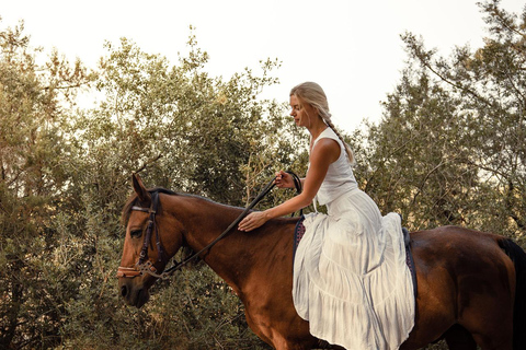 Cebu, Philippines: Horseback Riding Tour with BBQ Lunch 2h Cebu, Philippines: Horseback Riding Tour with BBQ Lunch