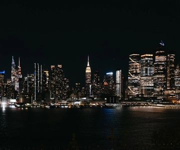 NYC: City Skyline Sightseeing Bus Tour at Night