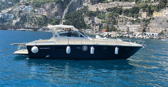 Amalfiküste: Bootstour - Blick auf Positano und Capri