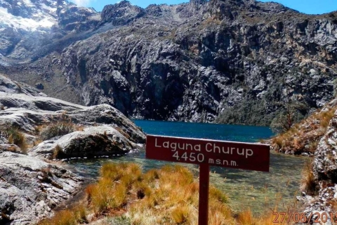 Z Huaraz: Prywatna wycieczka piesza do laguny Churup