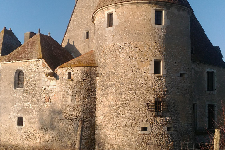 Medieval Tours of the Château de Buranlure in Boulleret (Berry, France)