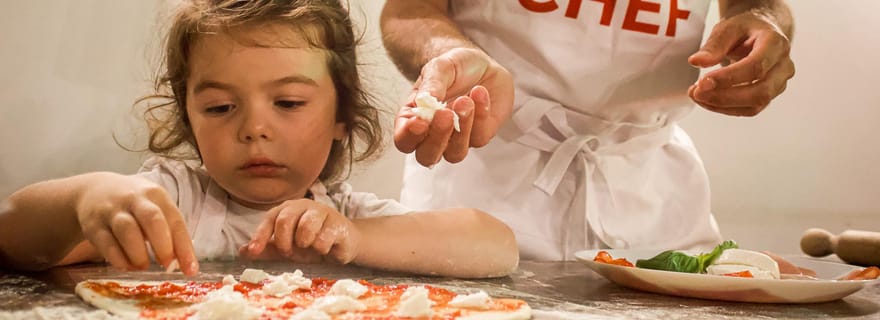 Rome : cours de cuisine sur la pizza et le tiramisu près du Colisée